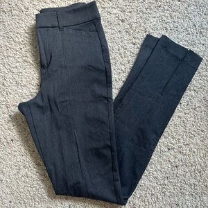4 TALL - Old Navy High Rise Pixie Skinny Split Hem dress pants